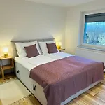 בית הארחה Montis בלד