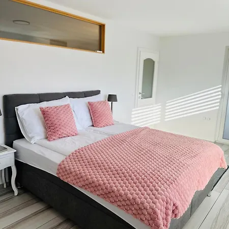 Montis Gostinjska kuća