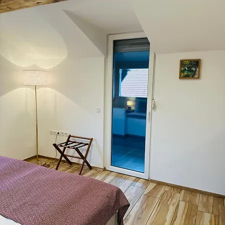 Montis Guest house *